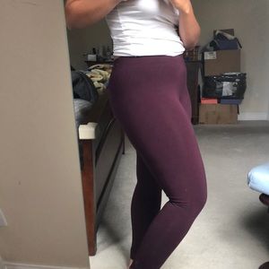 American Eagle Maroon High Rise Legging